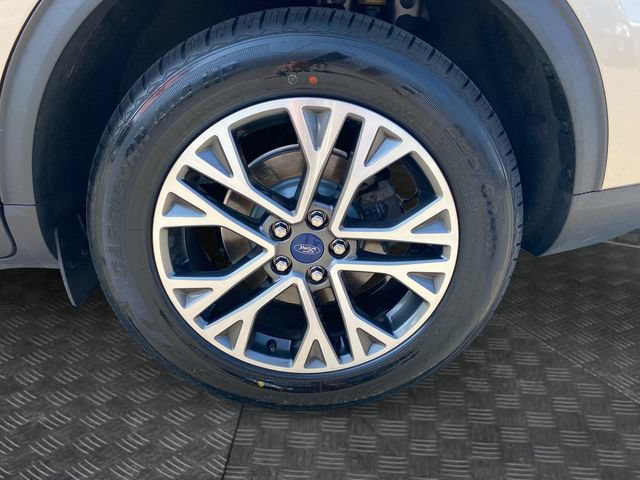 Used 2020 Ford Escape SEL FWD image 35