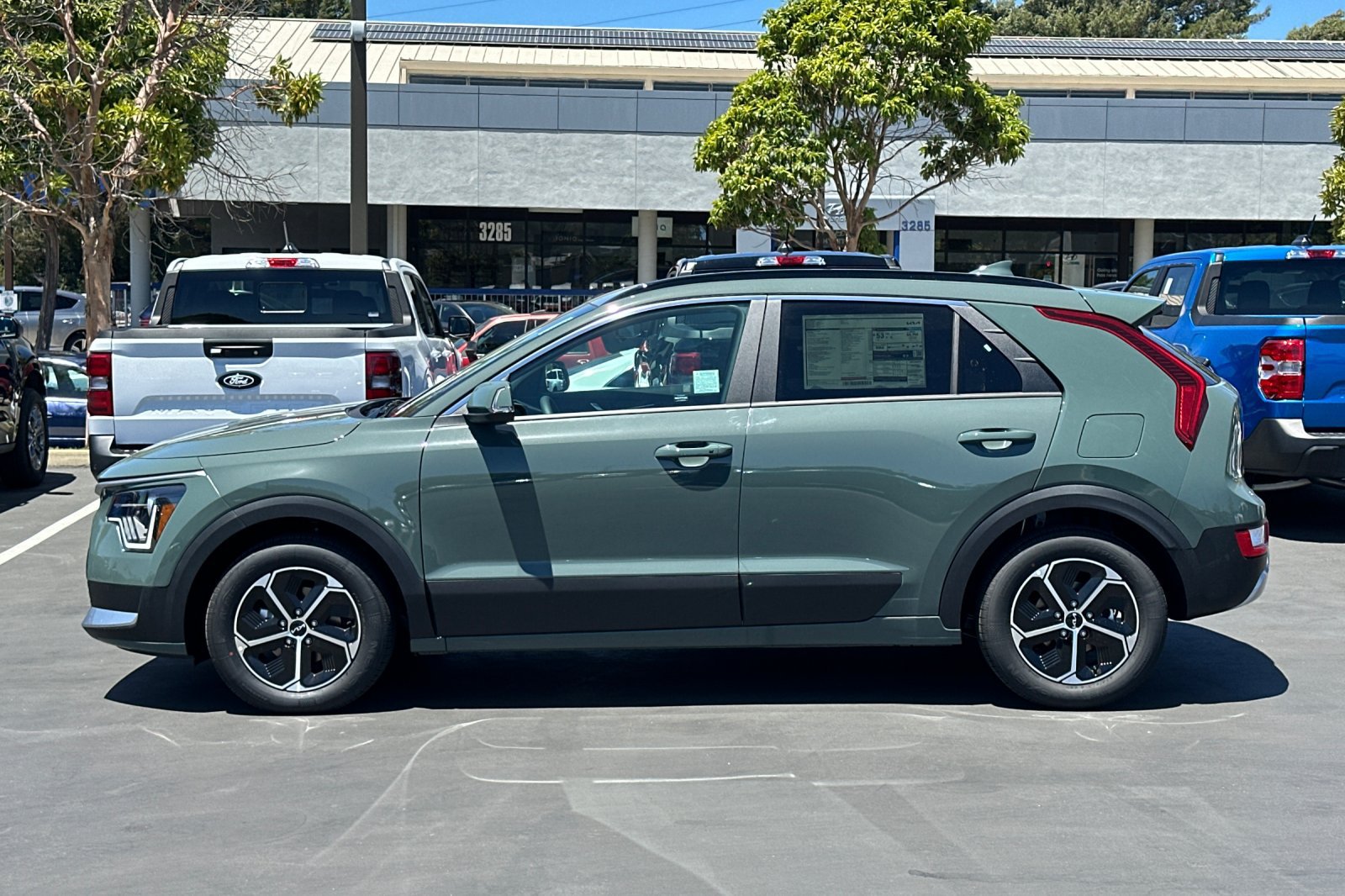 New 2026 Kia Niro EX w/ EX Premium Package FWD image 7