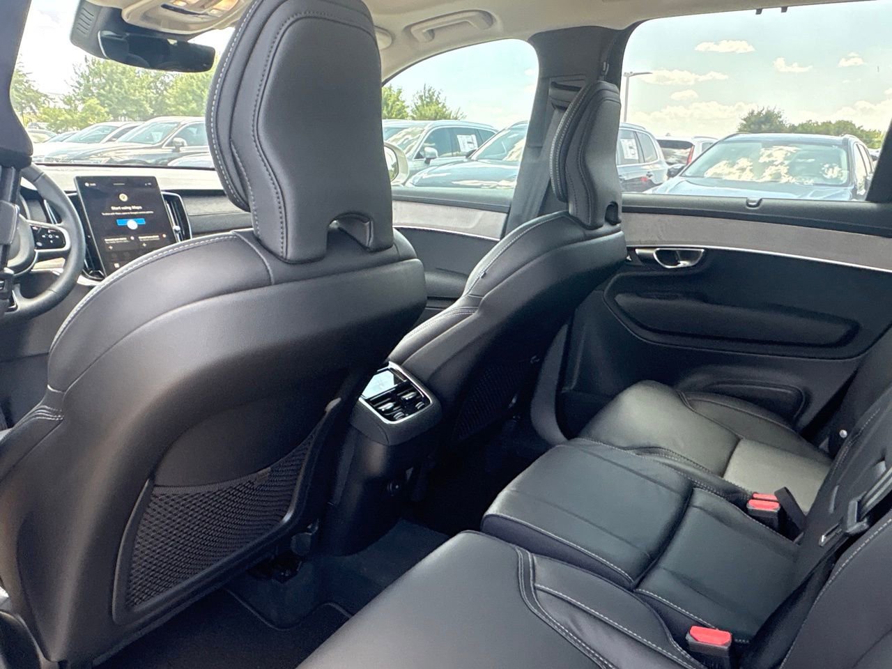 New 2026 Volvo XC90 B5 Ultra w/ Protection Package Premier image 22