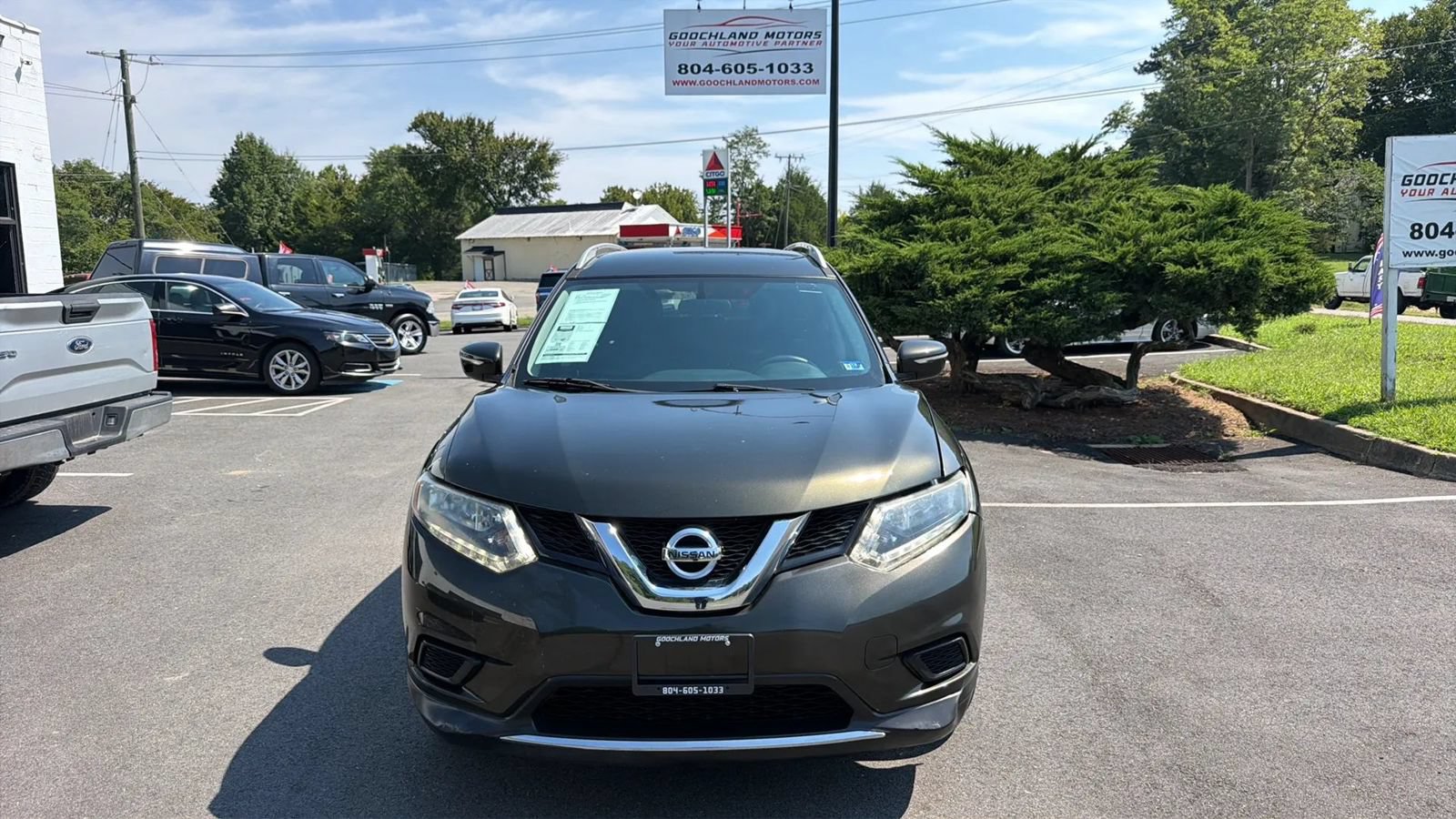 Used 2015 Nissan Rogue SV w/ SV Family Package AWD/4WD image 2