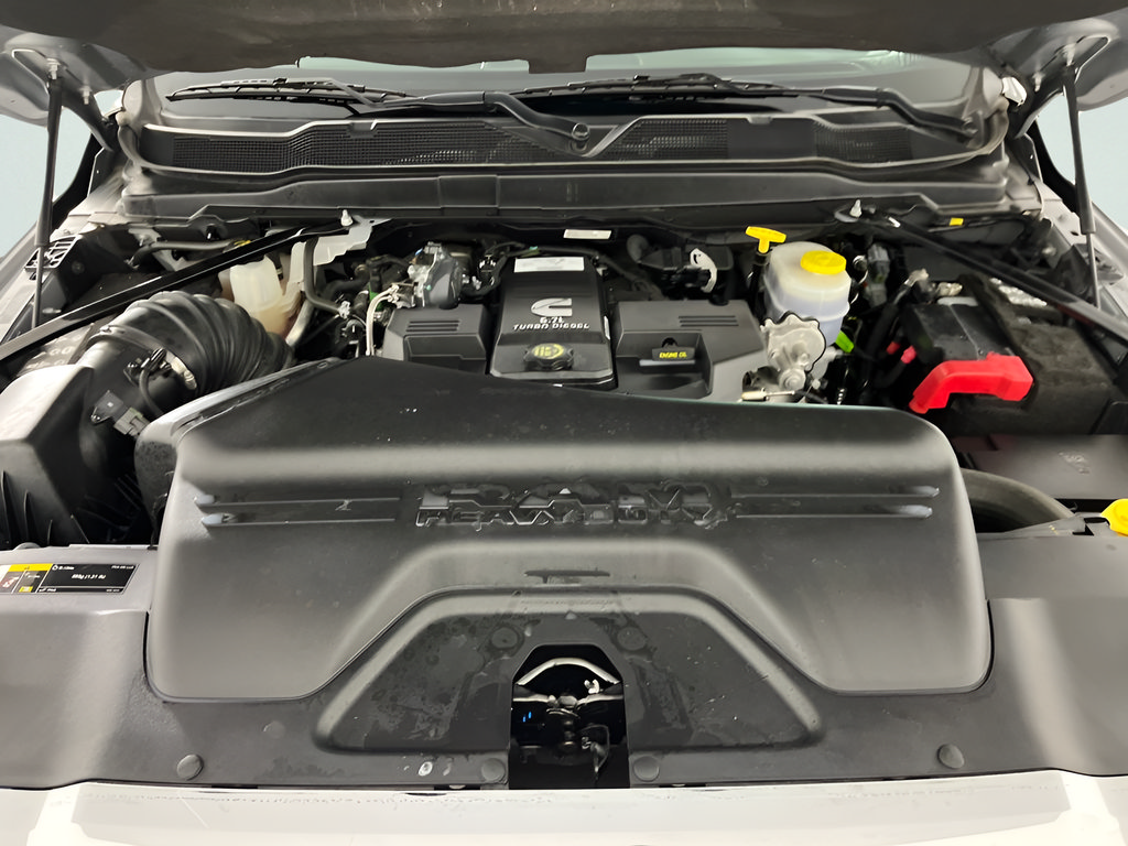 Used 2022 RAM 3500 Laramie AWD/4WD image 18