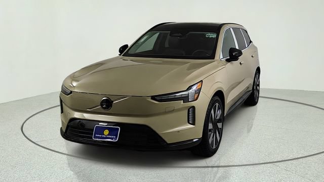 New 2026 Volvo EX90 Ultra AWD/4WD image 2