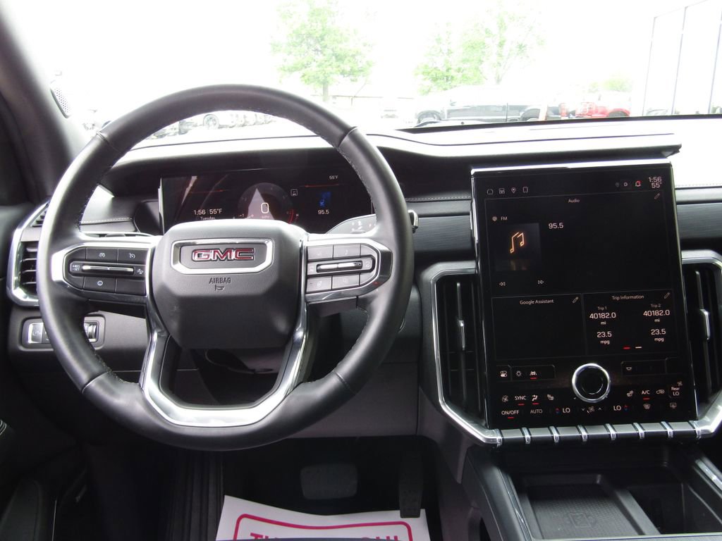 Used 2024 GMC Acadia Elevation AWD/4WD image 5