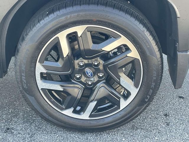 Used 2025 Subaru Forester Limited AWD/4WD image 7