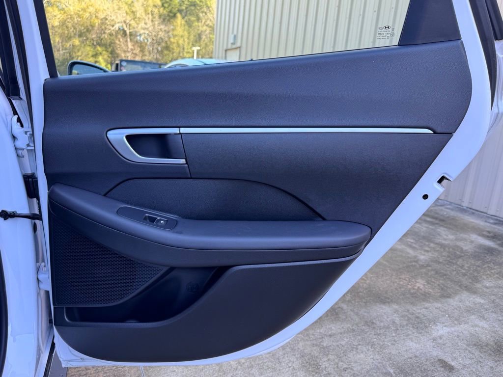 New 2026 Hyundai Sonata SE FWD image 18