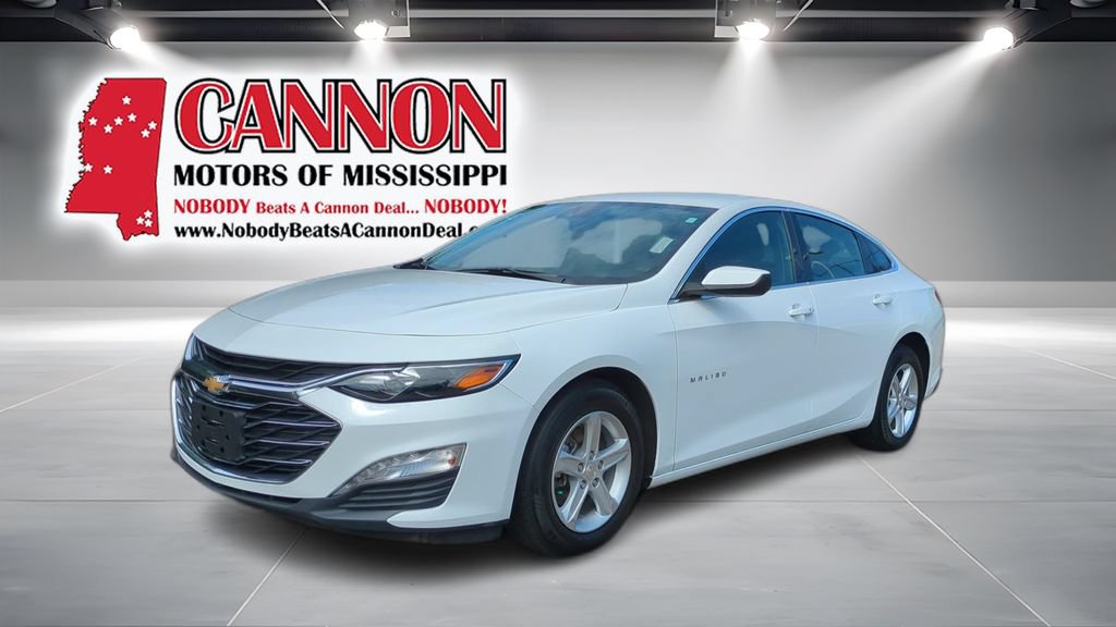 Used 2024 Chevrolet Malibu LT FWD image 1