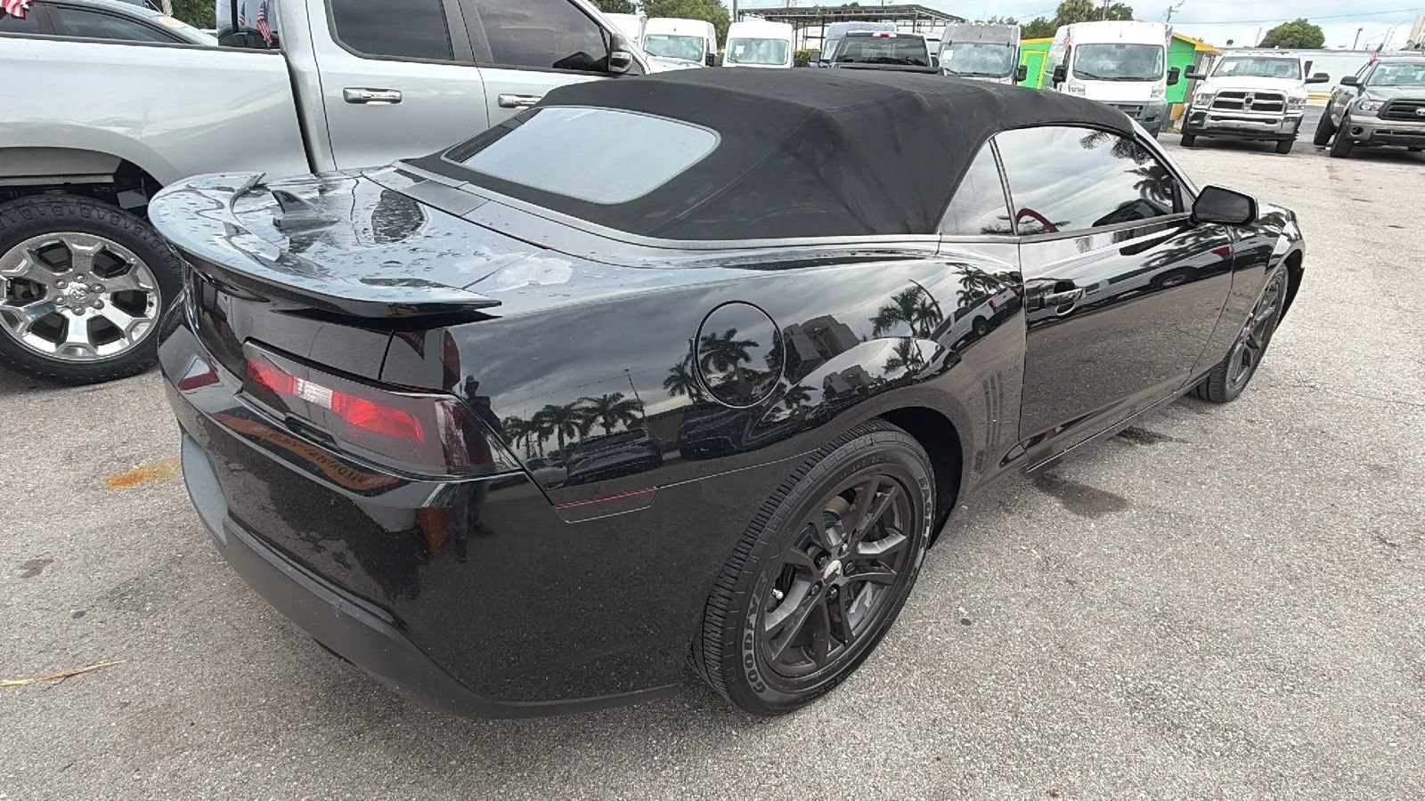 Used 2014 Chevrolet Camaro LT RWD image 6