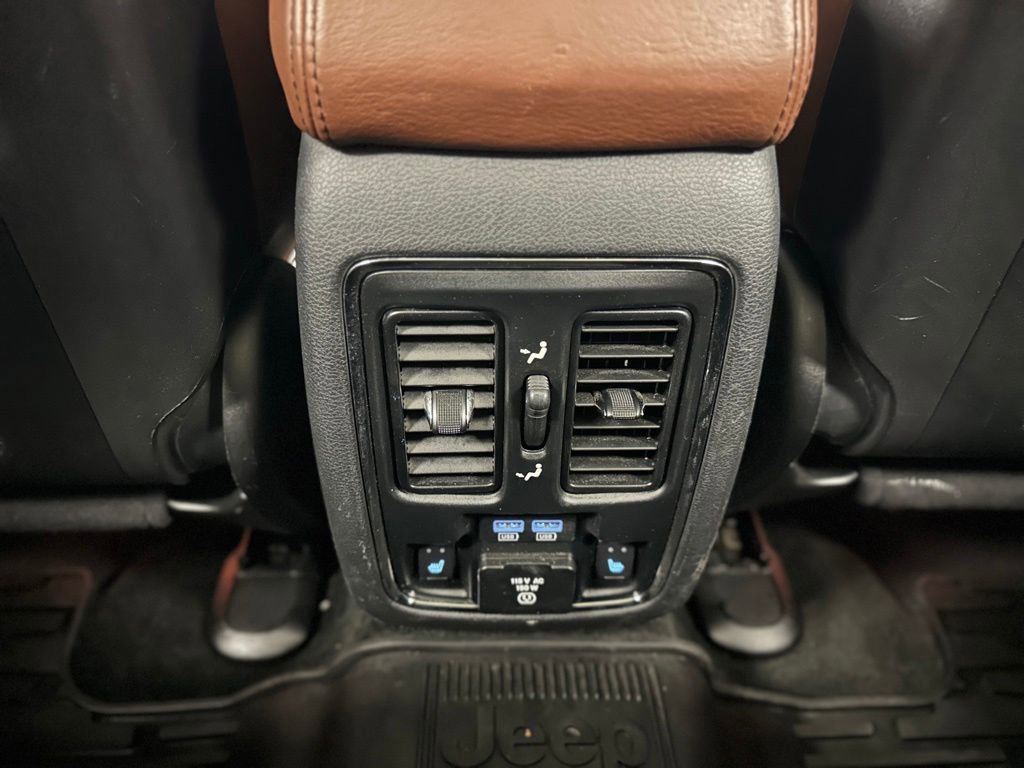 Used 2015 Jeep Grand Cherokee Summit AWD/4WD image 20