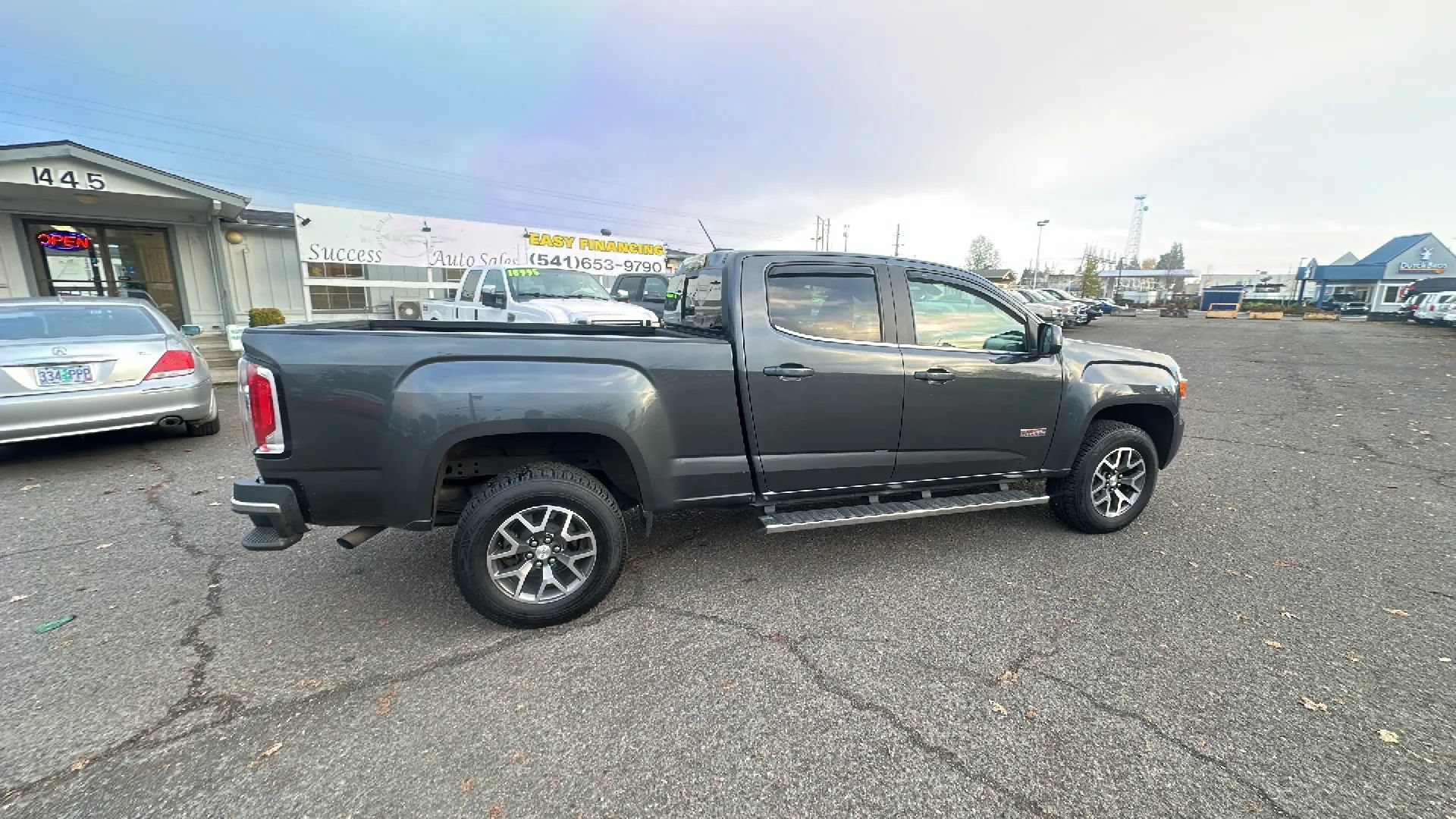Used 2016 GMC Canyon SLE w/ All Terrain Adventure Package AWD/4WD image 3