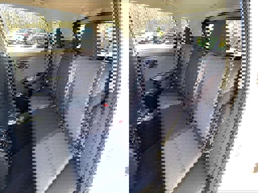 Used 2021 Nissan Rogue S AWD/4WD image 14