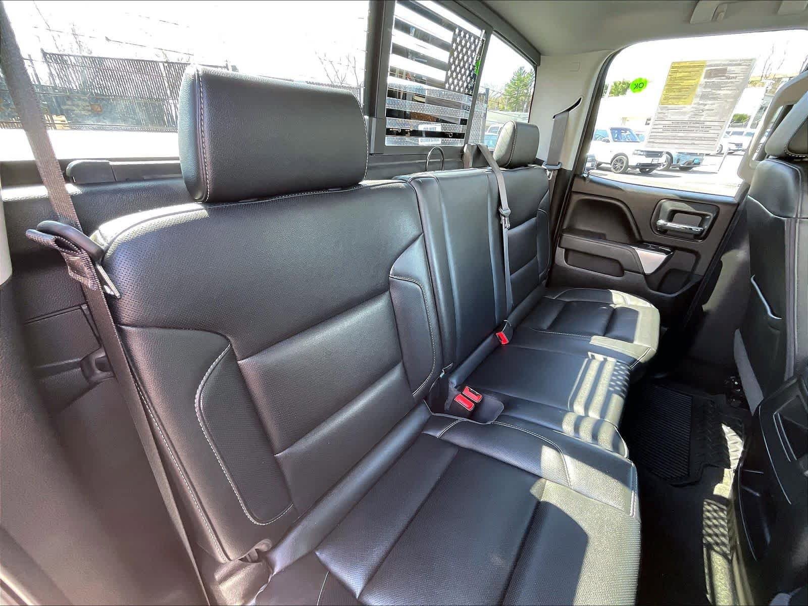 Used 2018 Chevrolet Silverado 1500 LTZ Z71 w/ LTZ Plus Package AWD/4WD image 16