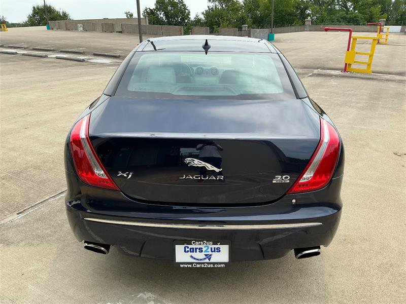 Used 2014 Jaguar XJ AWD image 5