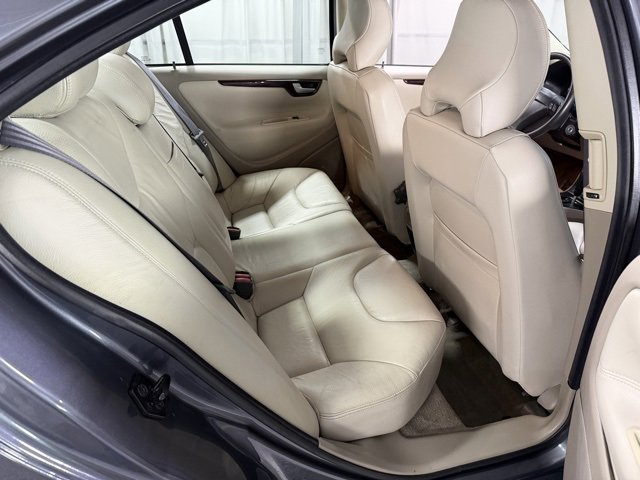 Used 2004 Volvo S60 2.5T image 8