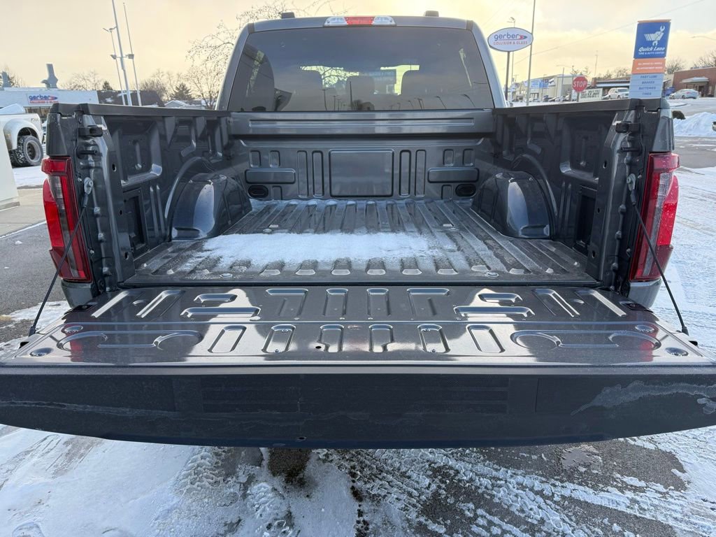 New 2026 Ford F150 XLT w/ XLT Black Appearance Package image 32