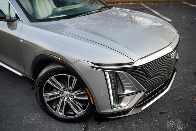 Used 2024 Cadillac Lyriq Luxury image 13