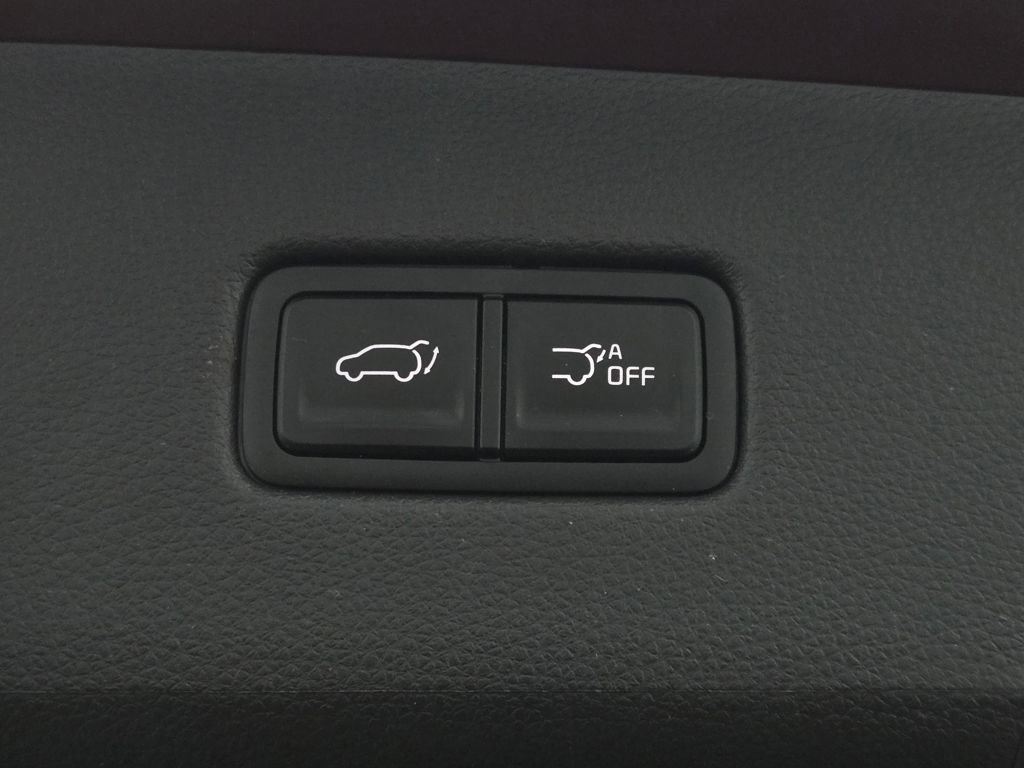 Used 2024 Kia Carnival SX image 12