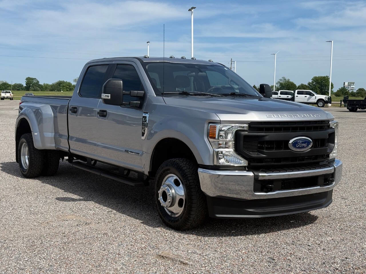 Used 2020 Ford F350 XL w/ Power Equipment Group AWD/4WD image 3