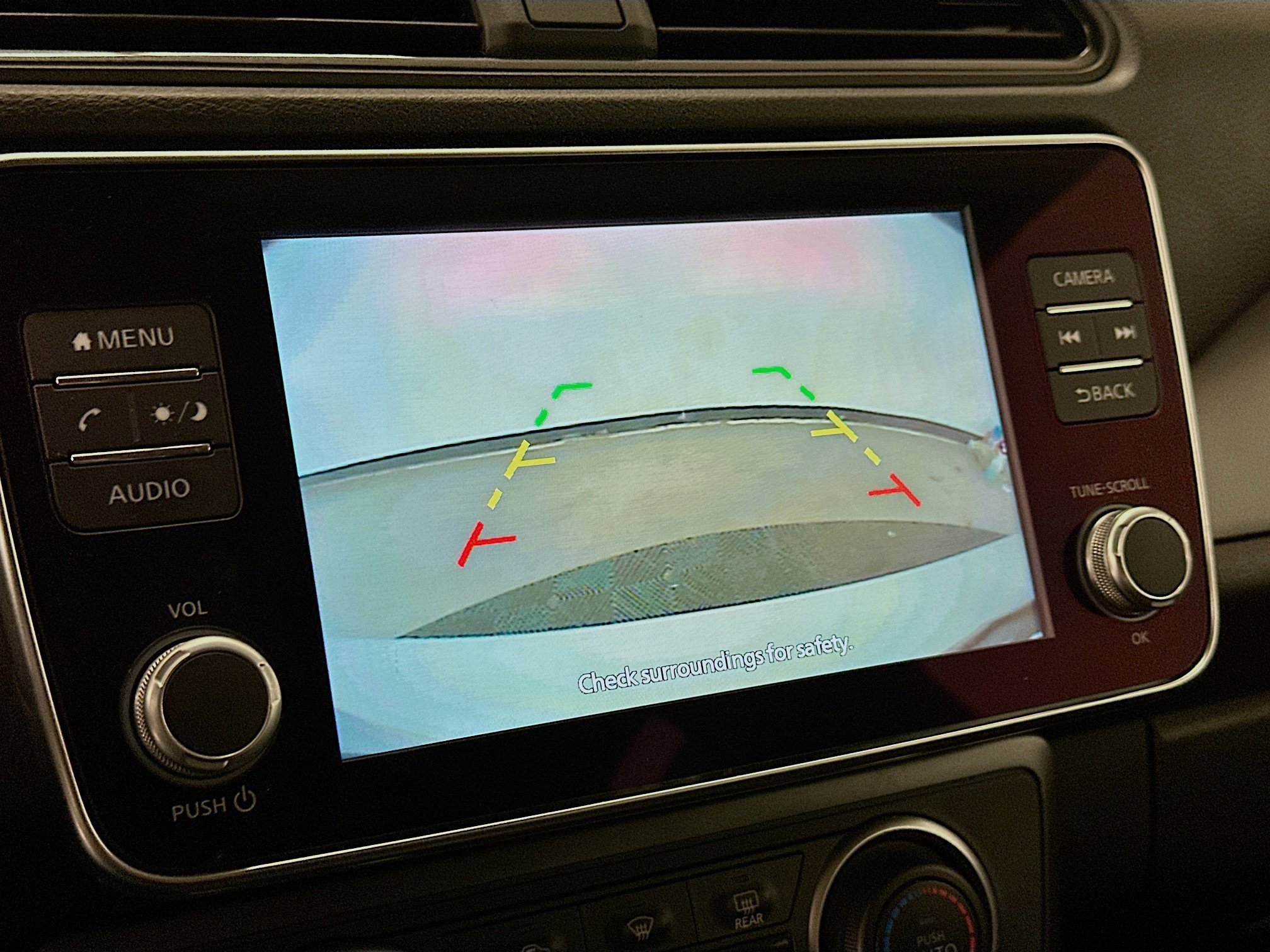 Used 2024 Nissan Leaf S image 22