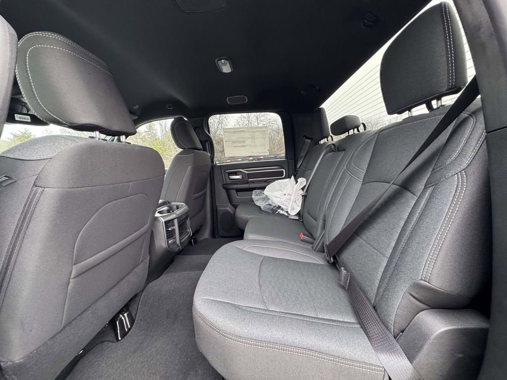 New 2026 RAM 2500 Big Horn AWD/4WD image 14