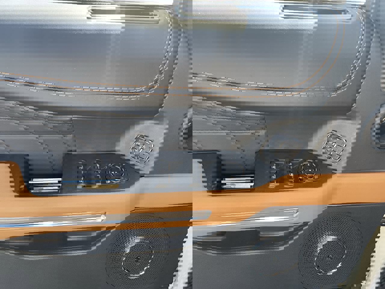 Used 2024 Ford Expedition Platinum image 24