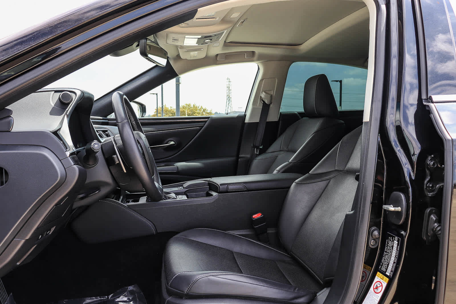 Used 2019 Lexus ES 350 w/ Accessory Package 2 FWD image 18
