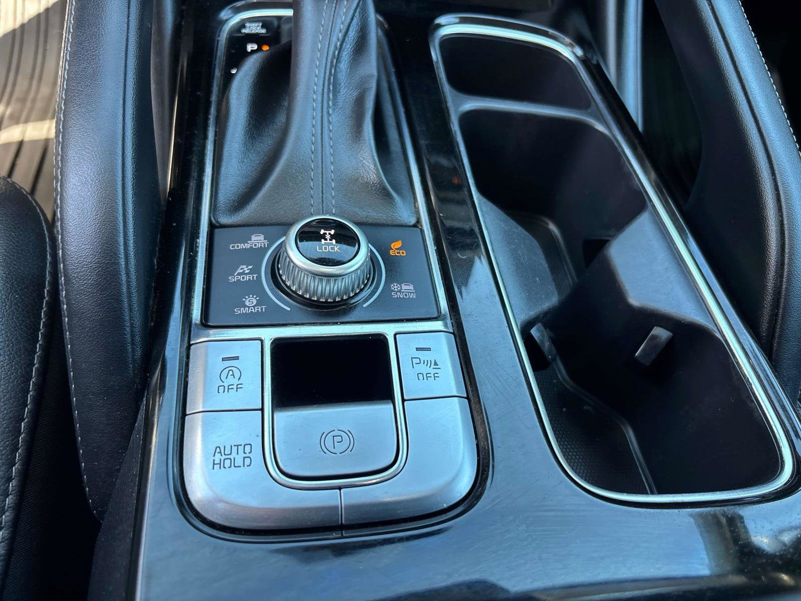 Used 2020 Kia Telluride EX w/ Towing Package AWD/4WD image 23