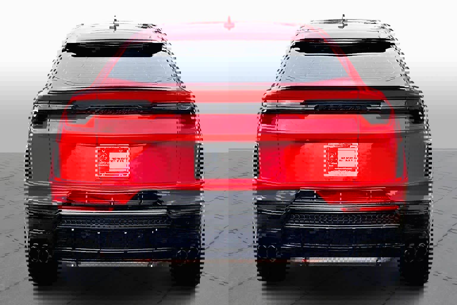 Used 2024 Lamborghini Urus S image 4