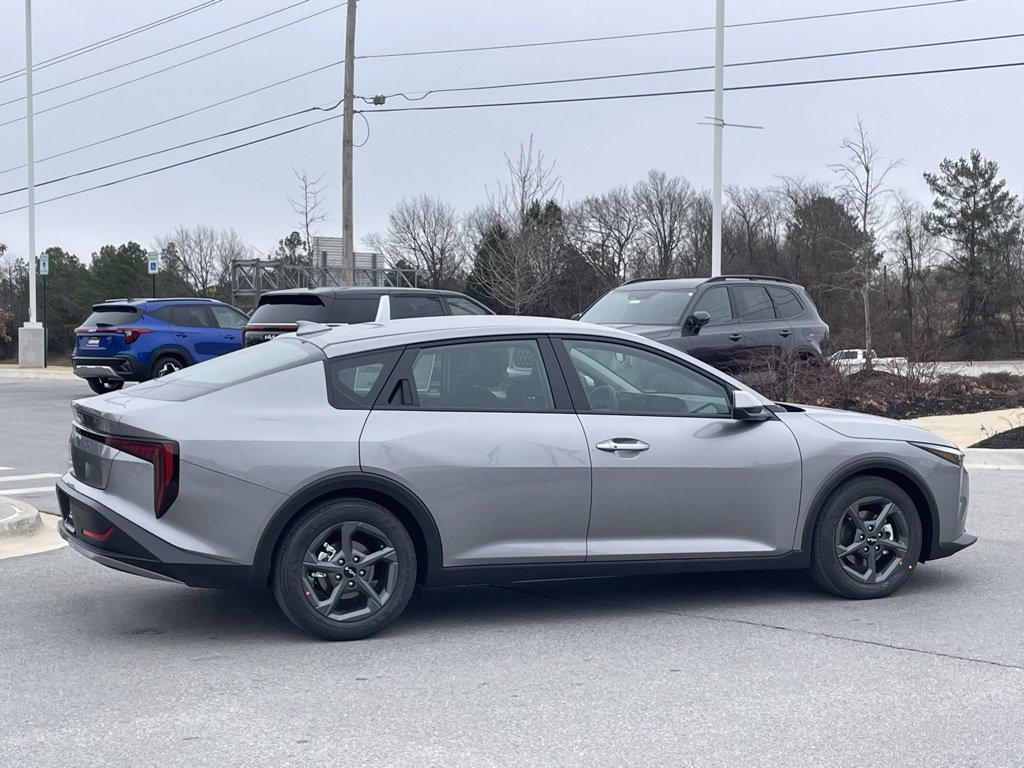 New 2026 Kia K4 LXS image 8