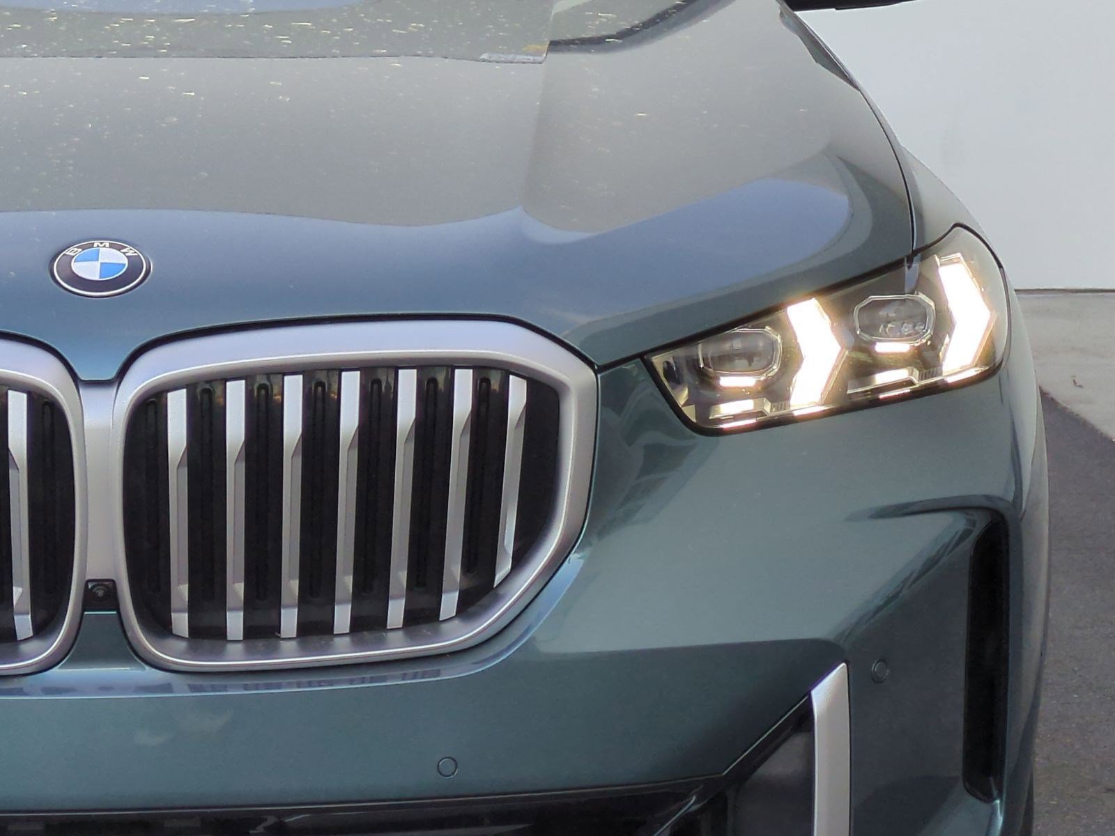 Used 2026 BMW X5 sDrive40i image 5