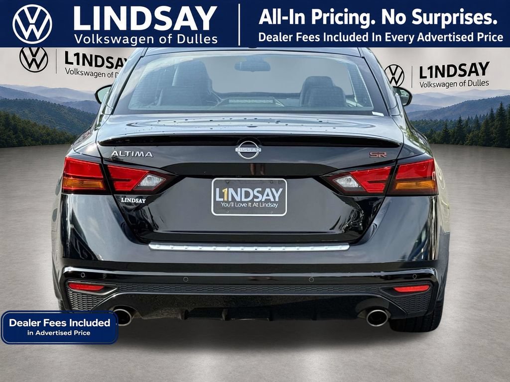 Used 2023 Nissan Altima 2.5 SR FWD image 6