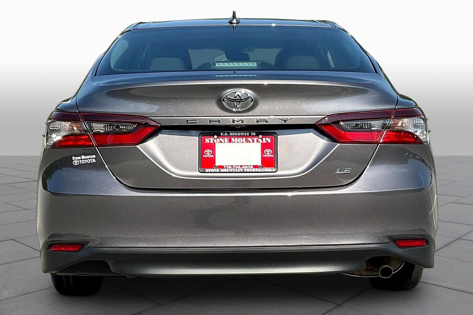 Used 2024 Toyota Camry LE w/ Convenience Package FWD image 5