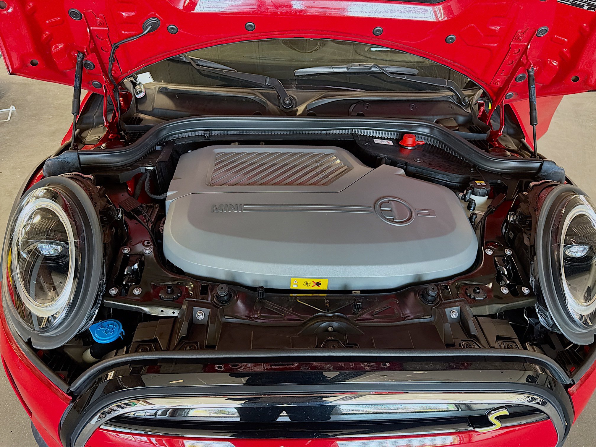 Used 2022 MINI Cooper SE w/ Driver Assistance Package FWD image 32