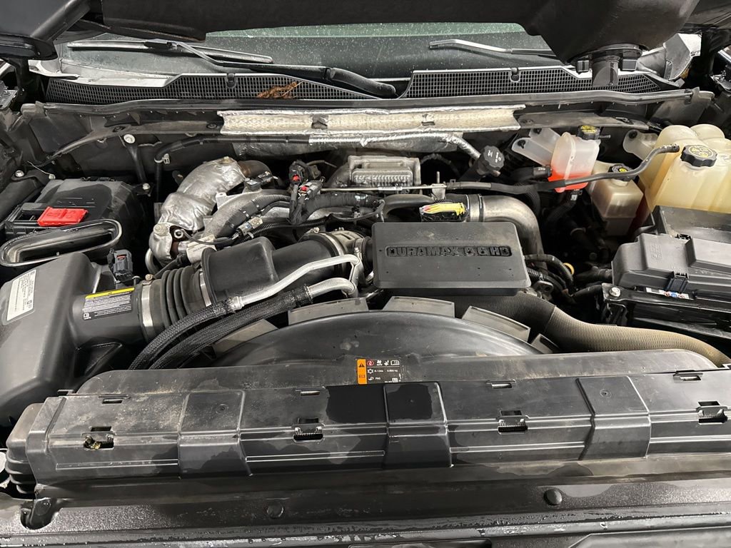 Used 2020 Chevrolet Silverado 2500 LTZ w/ LTZ Convenience Package image 48