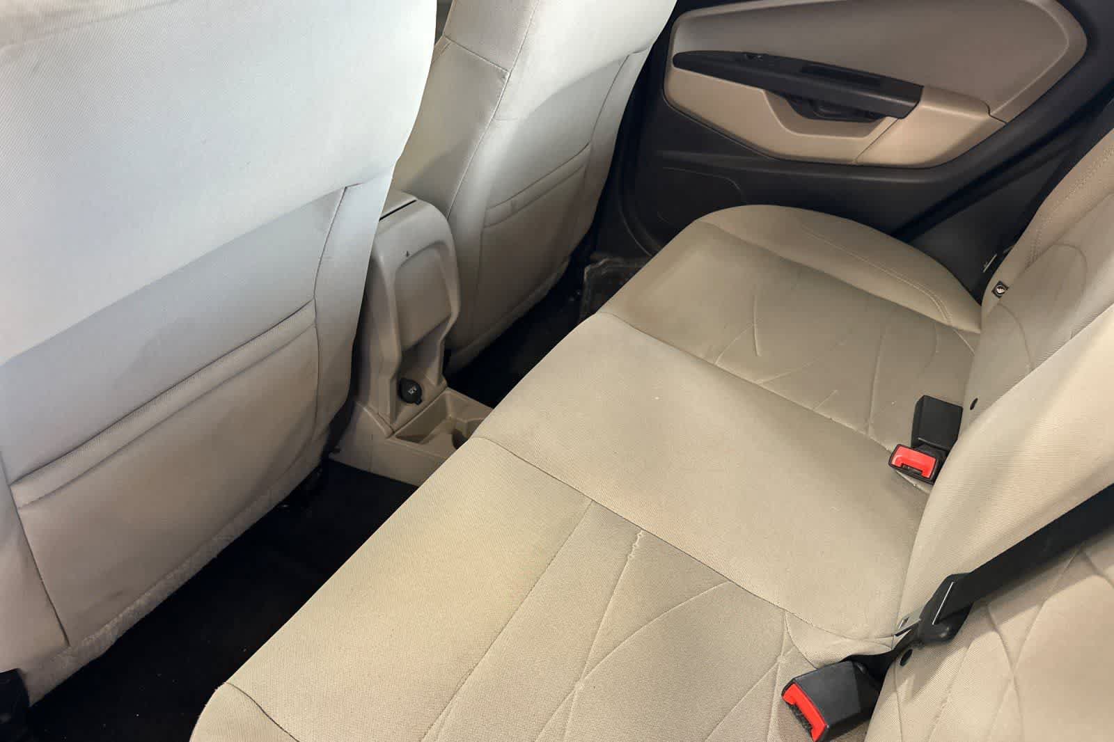 Used 2015 Ford Fiesta SE FWD image 5