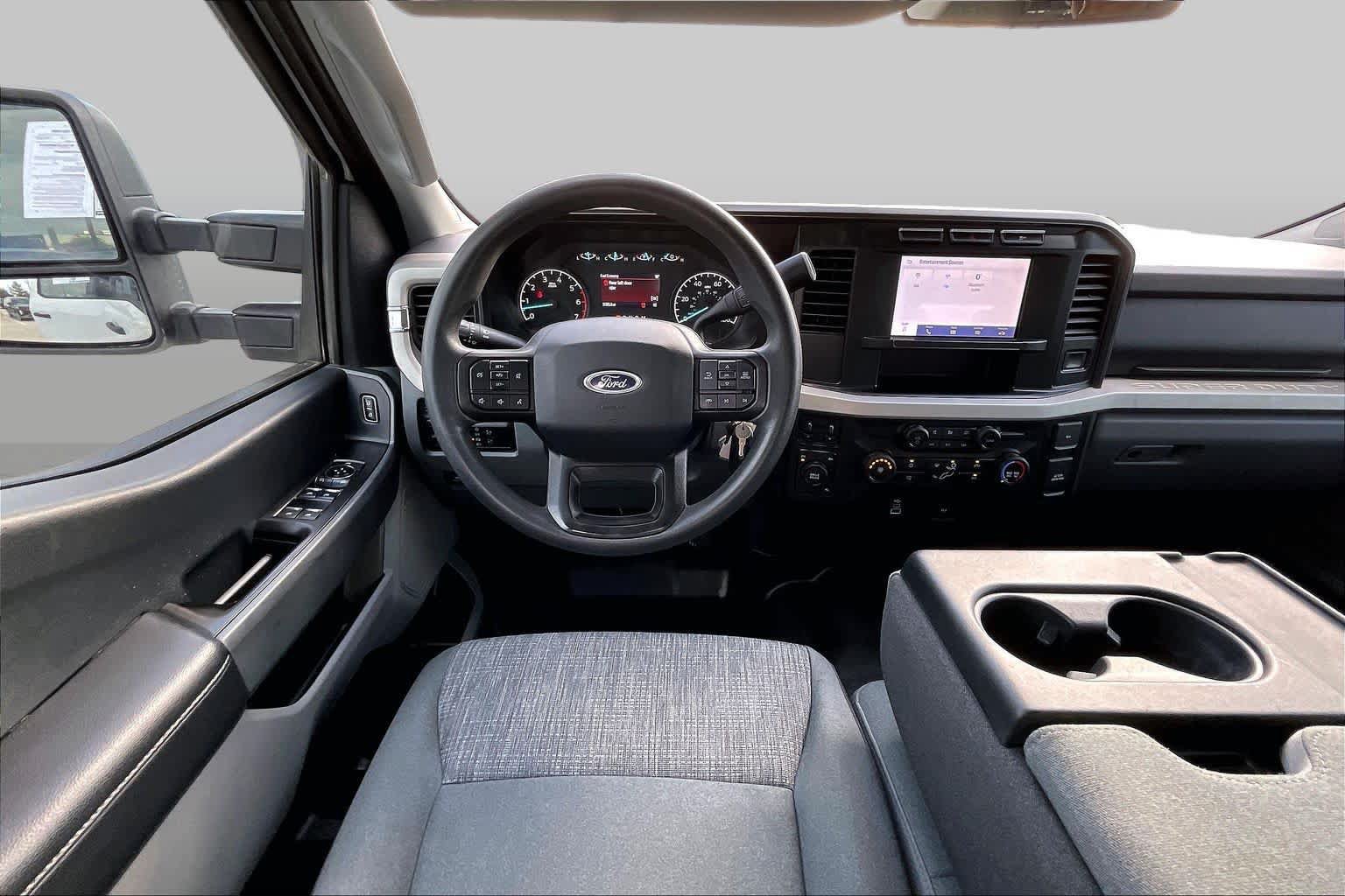 Used 2023 Ford F250 XLT AWD/4WD image 6