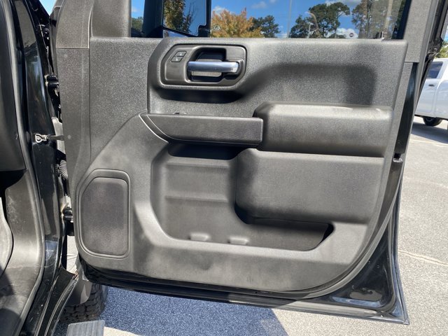 Used 2020 Chevrolet Silverado 2500 Custom w/ Custom Value Package image 24