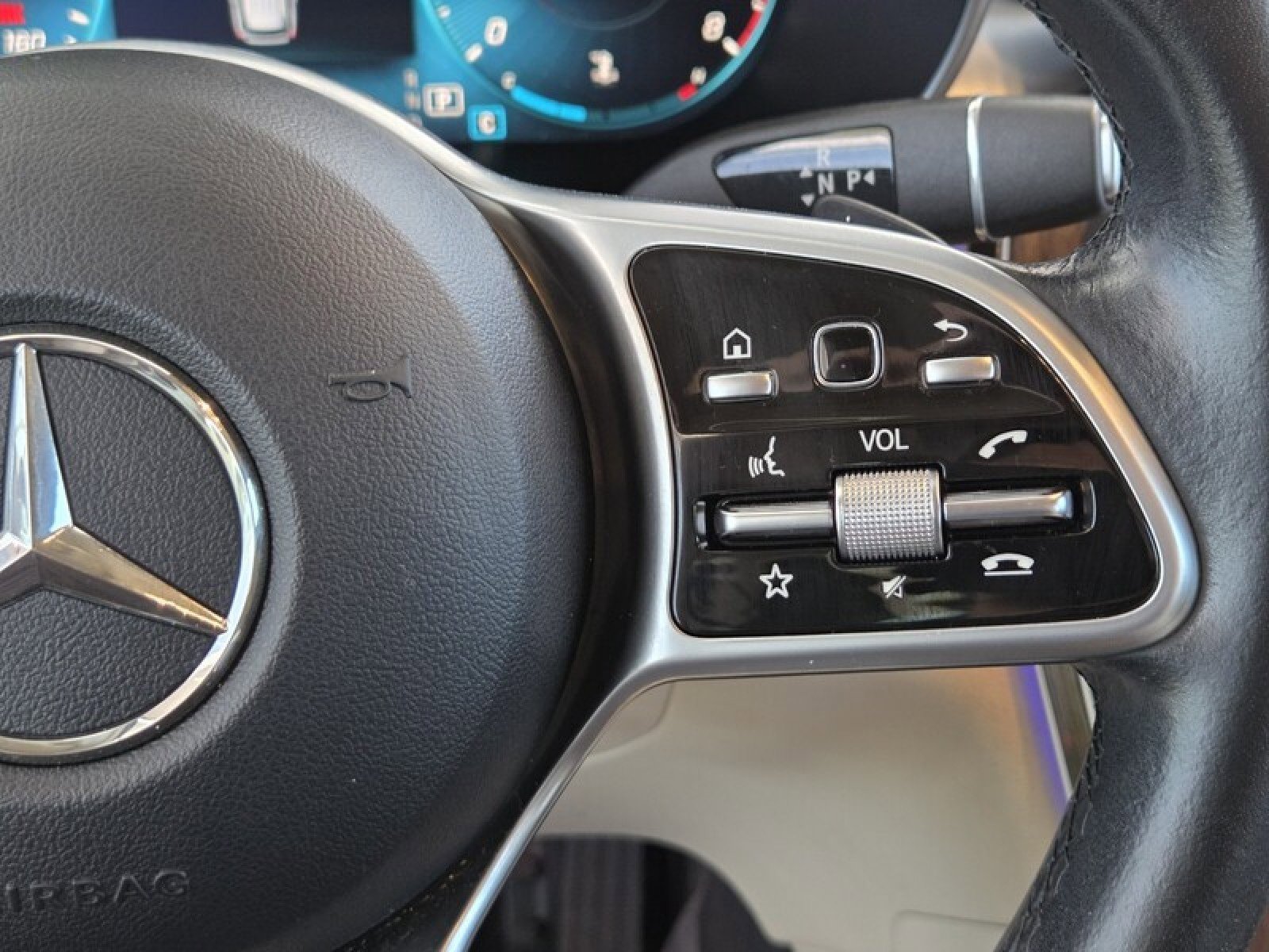 Certified 2022 Mercedes-Benz GLC 300 image 26