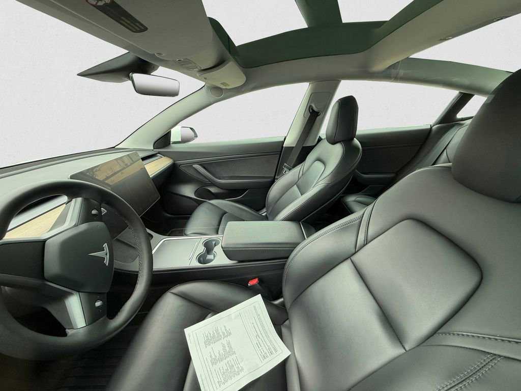 Used 2021 Tesla Model 3 Standard Range Plus image 8
