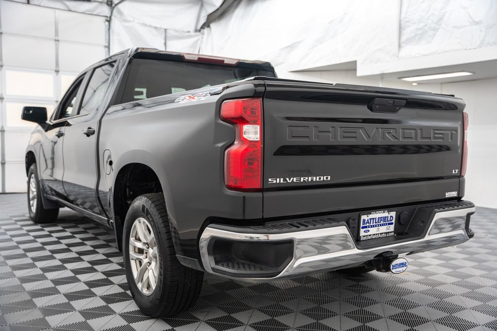 Used 2022 Chevrolet Silverado 1500 LT AWD/4WD image 7