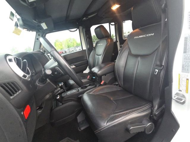Used 2017 Jeep Wrangler Unlimited Rubicon AWD/4WD image 22