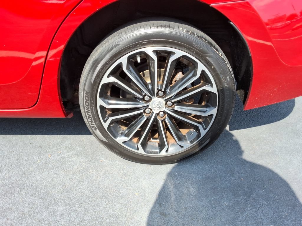 Used 2015 Toyota Corolla S FWD image 11