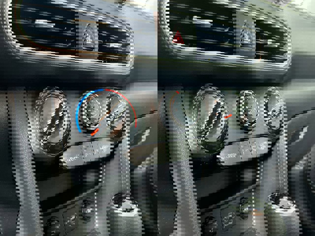 Used 2020 Hyundai Kona SE image 24