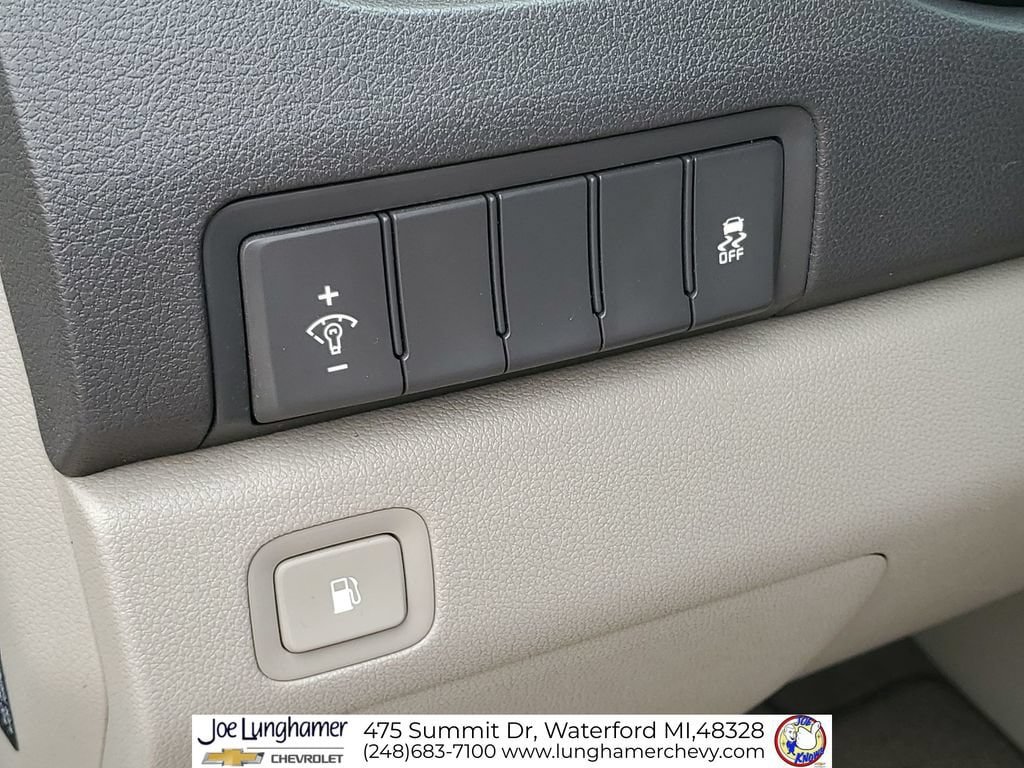 Used 2018 Kia Sedona L FWD image 32