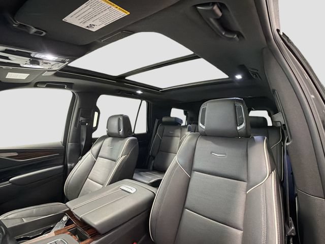 Certified 2023 Cadillac Escalade Premium Luxury w/ LPO, Floor Liner Package AWD/4WD image 21