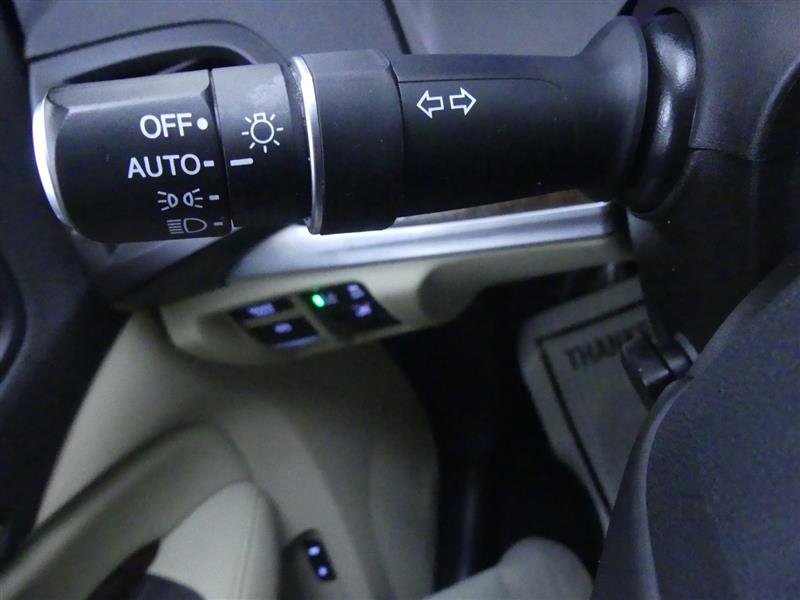 Used 2020 Acura MDX SH-AWD image 16