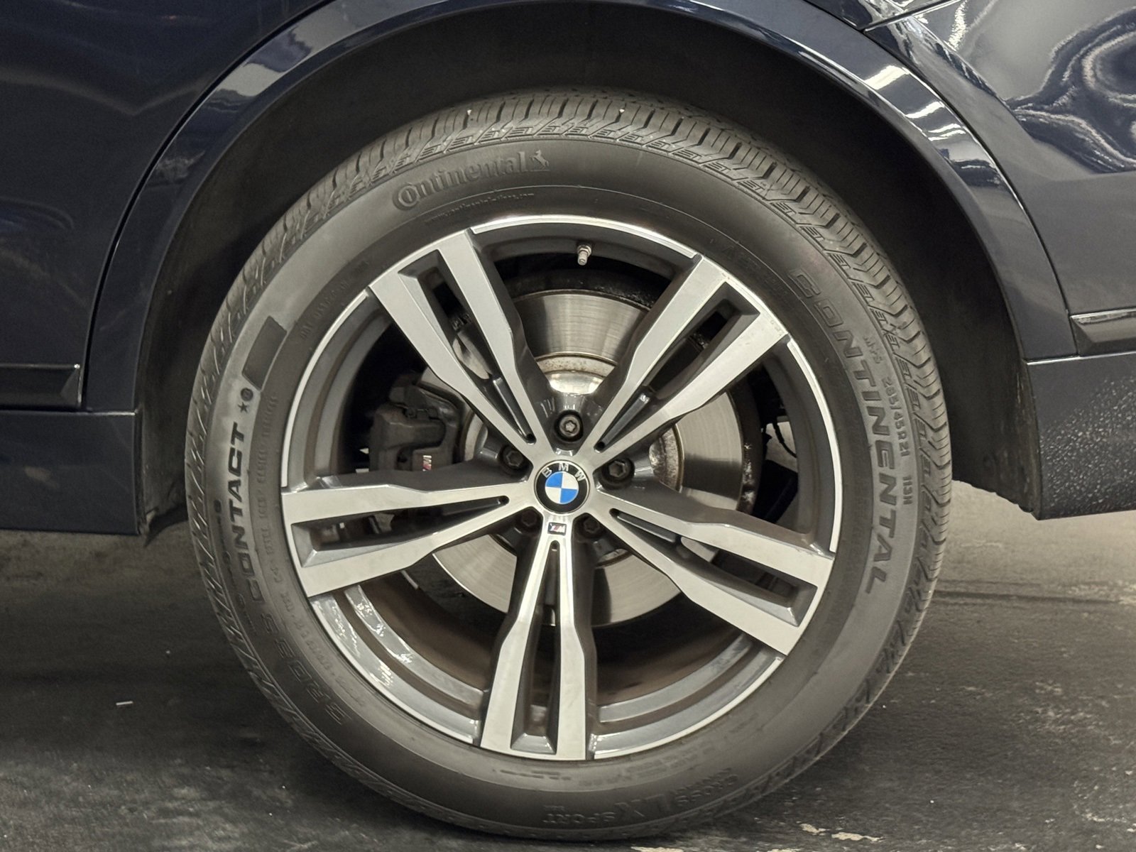 Used 2023 BMW X7 xDrive40i w/ M Sport Package image 17