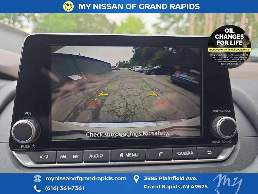 Used 2023 Nissan Rogue SV AWD/4WD image 23