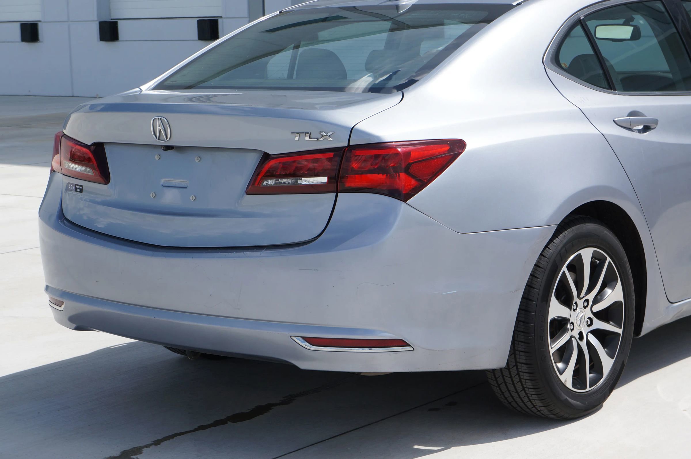 Used 2016 Acura TLX image 18