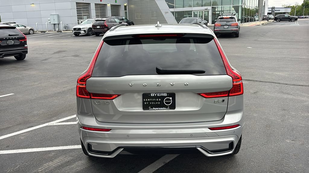 Certified 2025 Volvo XC60 B5 Plus AWD/4WD image 29