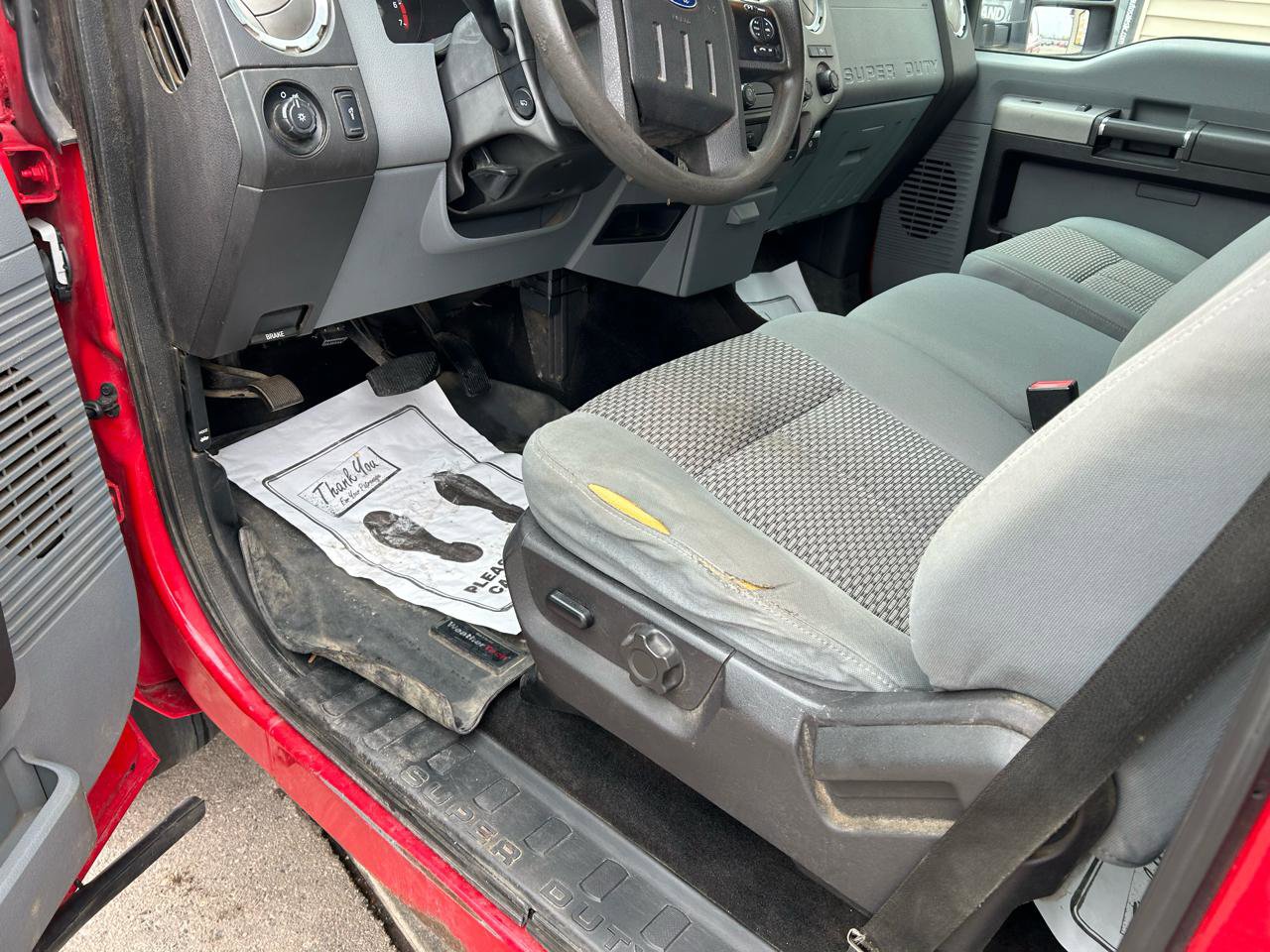 Used 2015 Ford F250 XLT w/ XLT Interior Package AWD/4WD image 10